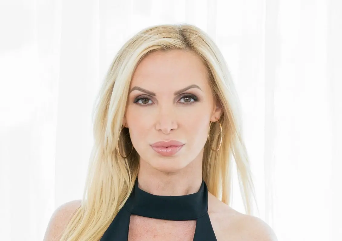 Nikki Benz: Unveiling the Allure of Nikkis Fantasy Series +VIDEO