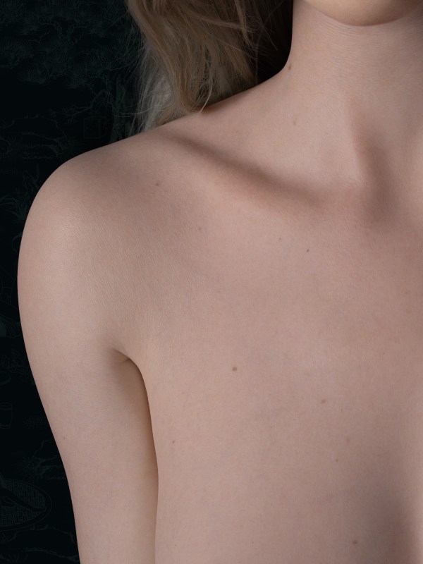 Enhanced full-body makeup detail on Inspiration 2.0 doll