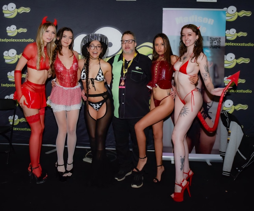 Tad Pole with performers