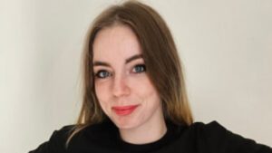 From Portugal With Love: Louise Barlow Shines in New POV Perv Scene